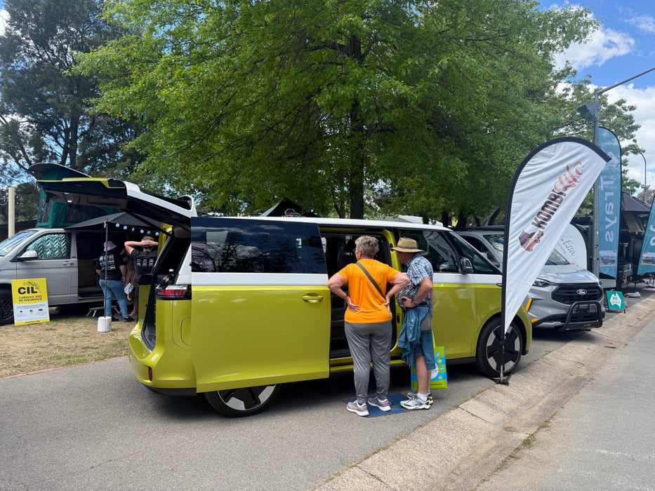 2025 VOLKSWAGEN ID BUZZ PRO LWB CANDY WHITE/POMELO YELLOW
