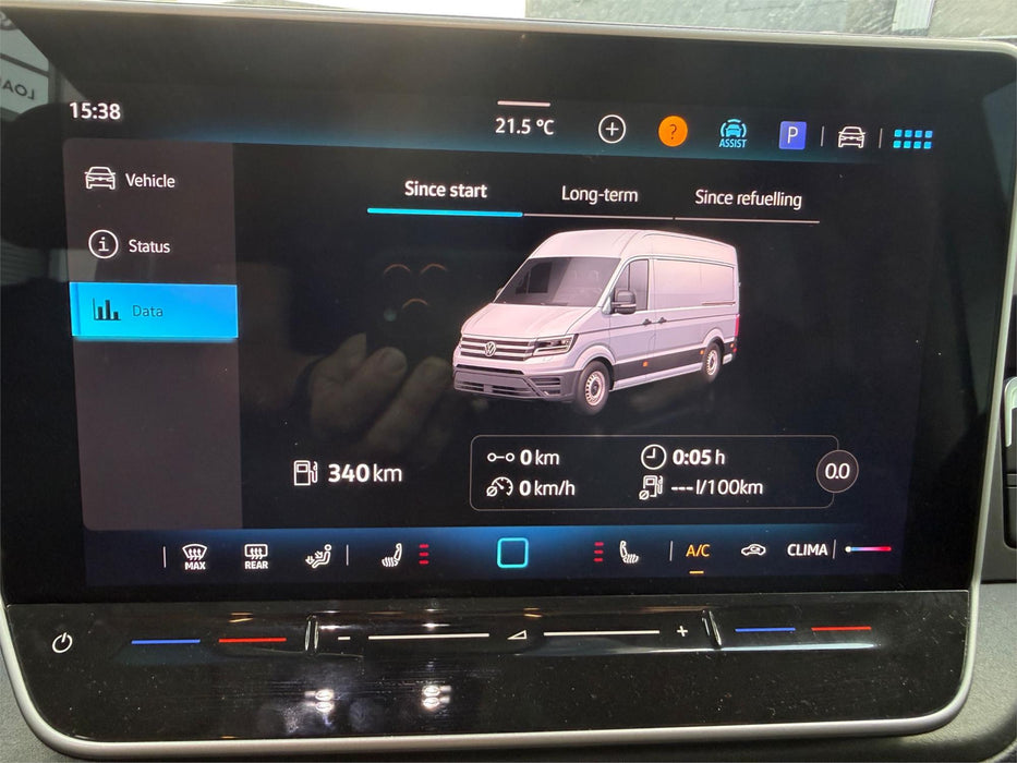 2025 4MOTION VOLKSWAGEN CRAFTER TDI410 MWB 3.88t - OYSTER SILVER METALLIC [USED]