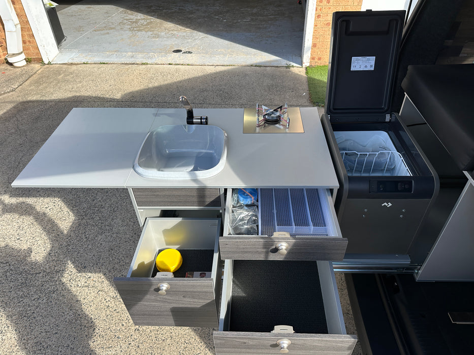 2024 VW TRANSPORTER TDI340 LWB T6.1 - MOJAVE BEIGE - [NEAR NEW]