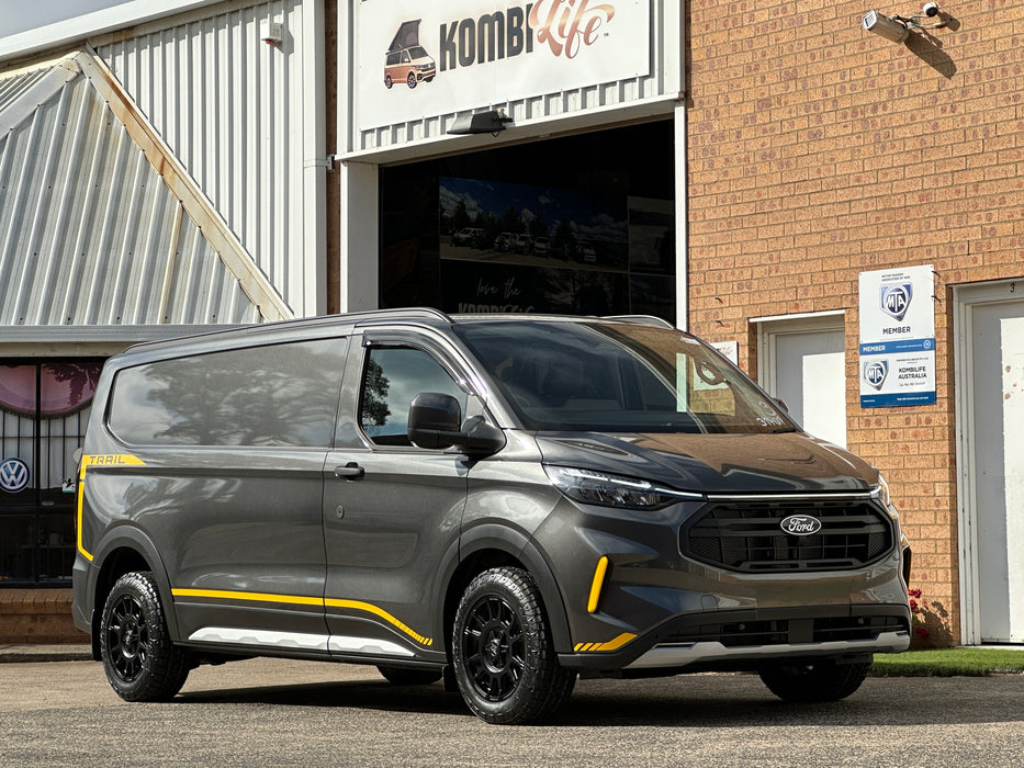 2025.75 TRANSIT CUSTOM TRAIL 320L 2.0D AWD  (New)