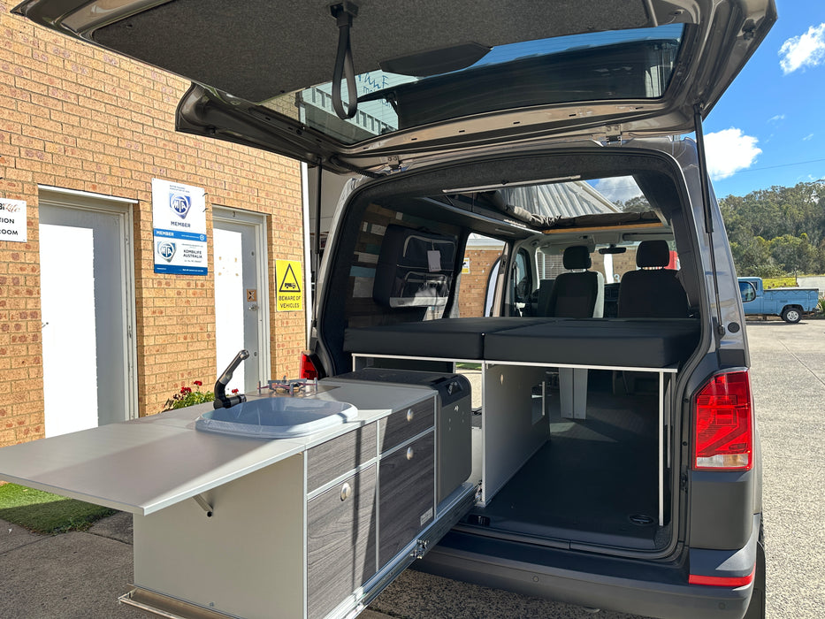 2024 VW TRANSPORTER TDI340 LWB T6.1 - MOJAVE BEIGE - [NEAR NEW]