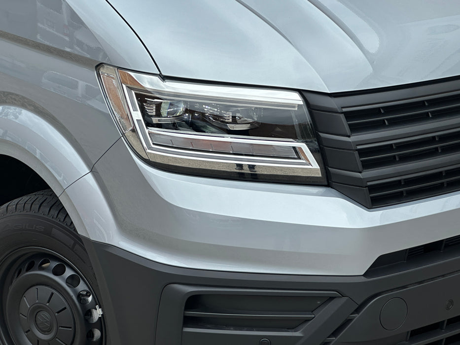 2025 4MOTION VOLKSWAGEN CRAFTER TDI410 MWB 3.88t - OYSTER SILVER METALLIC [NEW]