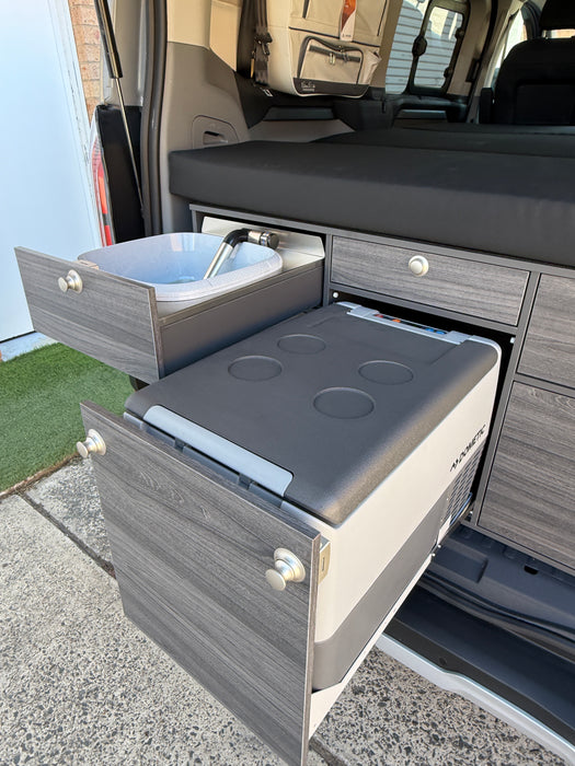 MY25 TOURNEO 5-8 SEAT LUXURY ACTIVE CAMPER [NEW]