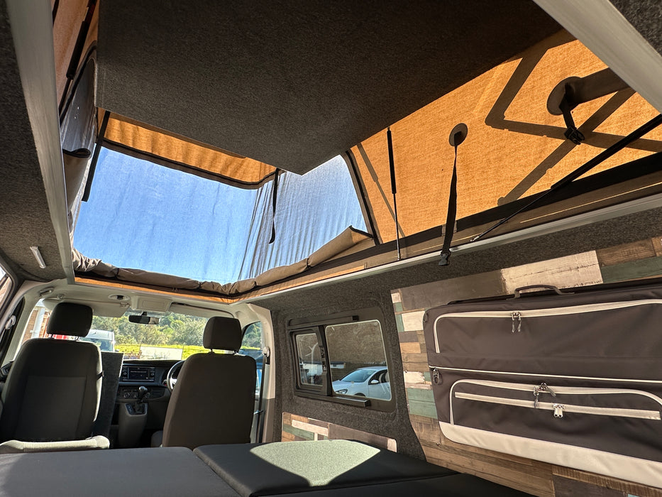 2024 VW TRANSPORTER TDI340 LWB T6.1 - MOJAVE BEIGE - [NEAR NEW]