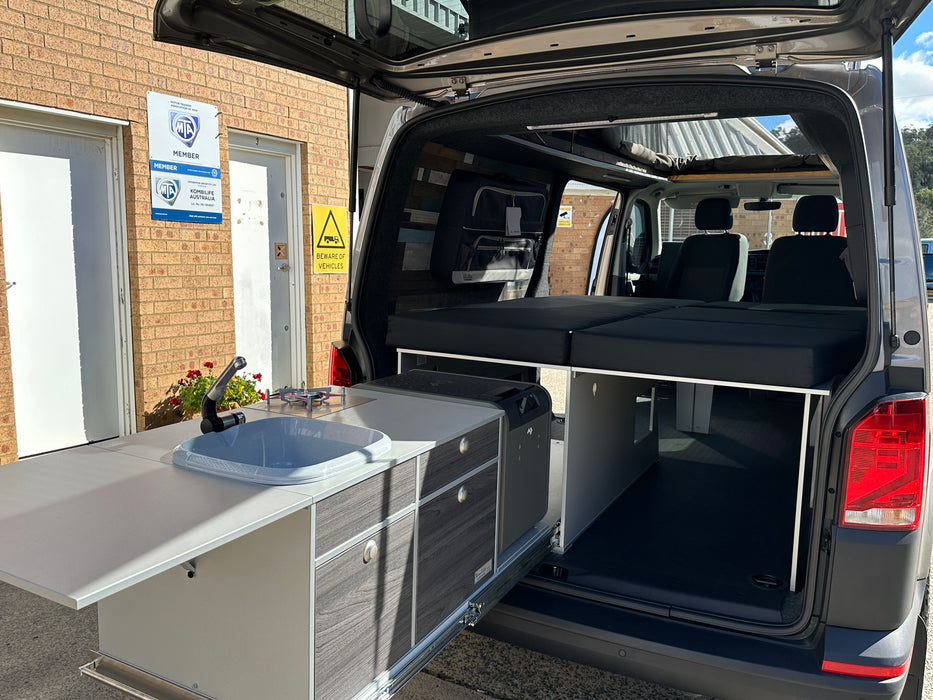 2024 VW TRANSPORTER TDI340 LWB T6.1 - MOJAVE BEIGE - [NEAR NEW]