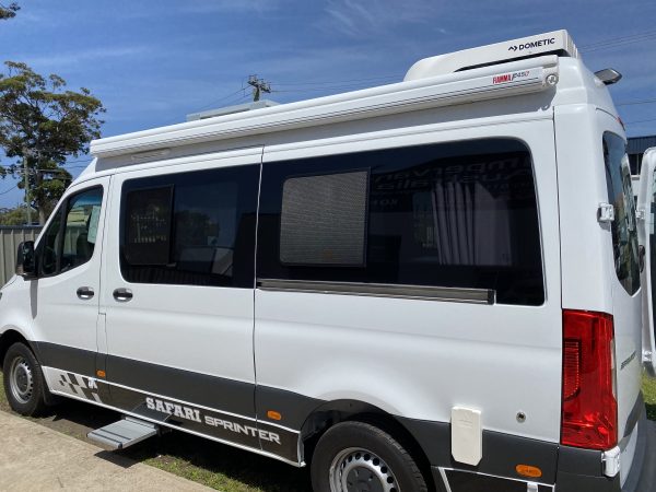 Mercedes Sprinter MWB Rear Left Half Sliding Window (VS30)