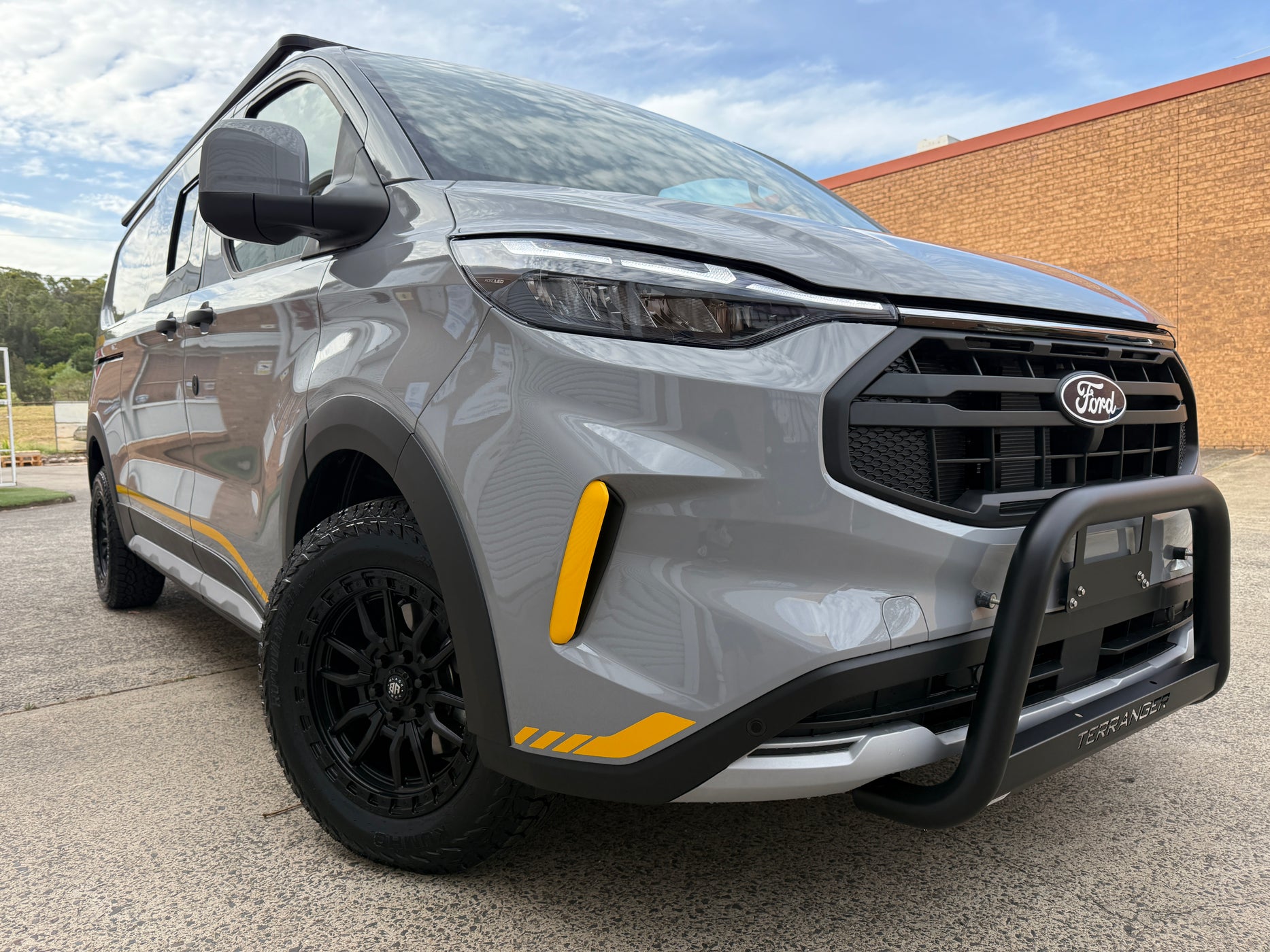 2025 FORD TRANSIT CUSTOM TRAIL 320L 2.0D AWD (NEW) — KombiLife Australia