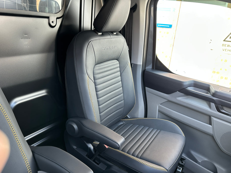 2025.75 TRANSIT CUSTOM TRAIL 320L 2.0D AWD  (New)