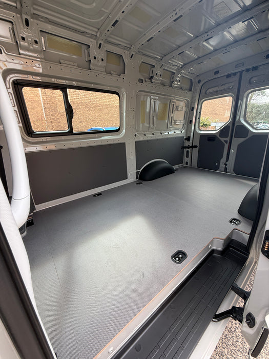 2025 VW CRAFTER 35 TDI410 MWB 4MOTION 3.88t - ASCOT GREY - [NEW]