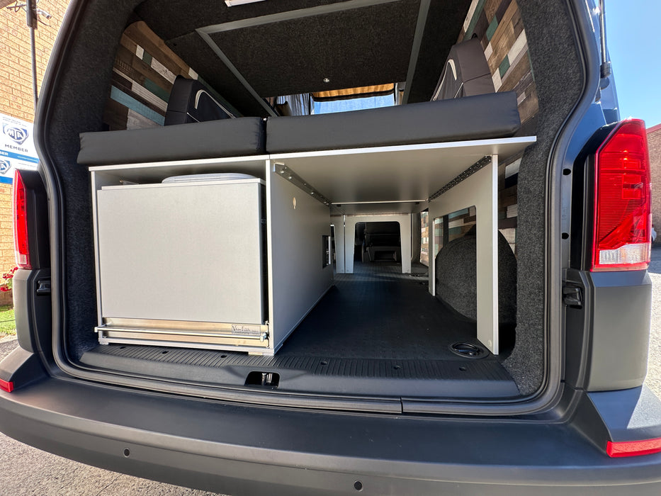 2024 VW TRANSPORTER TDI340 LWB T6.1 - MOJAVE BEIGE - [NEAR NEW]