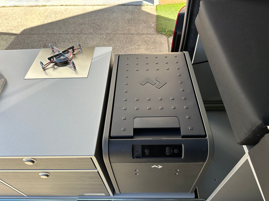 2024 VW TRANSPORTER TDI340 LWB T6.1 - MOJAVE BEIGE - [NEAR NEW]