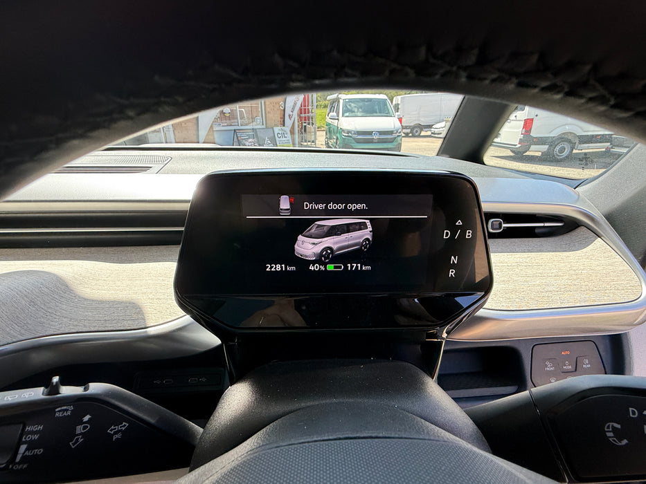 2025 VOLKSWAGEN ID BUZZ PRO LWB CANDY WHITE/STARLIGHT BLUE METALLIC