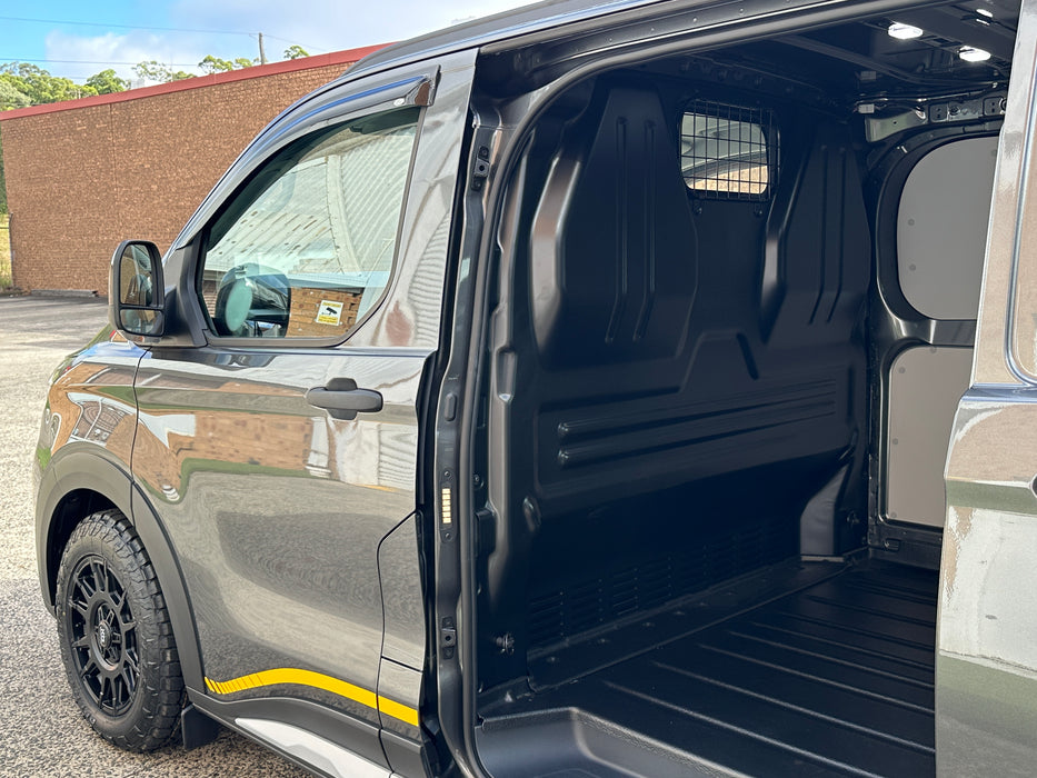 2025.75 TRANSIT CUSTOM TRAIL 320L 2.0D AWD  (New)