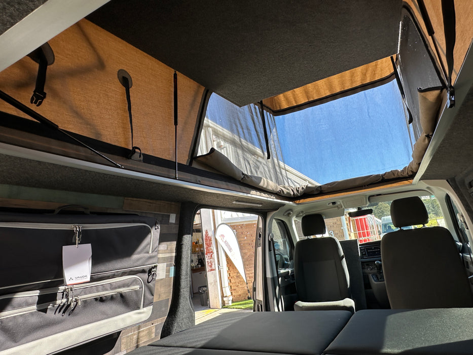 2024 VW TRANSPORTER TDI340 LWB T6.1 - MOJAVE BEIGE - [NEAR NEW]