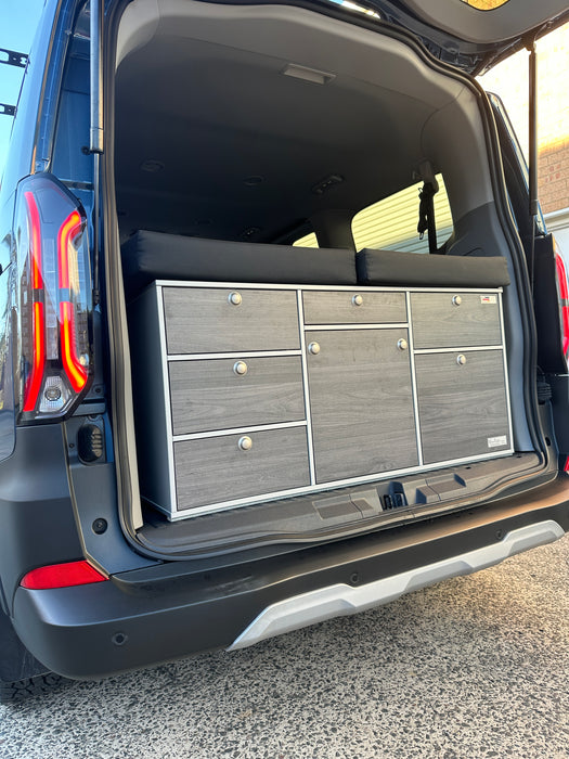 MY24.75 TOURNEO 5-8 SEAT LUXURY ACTIVE CAMPER [NEW]