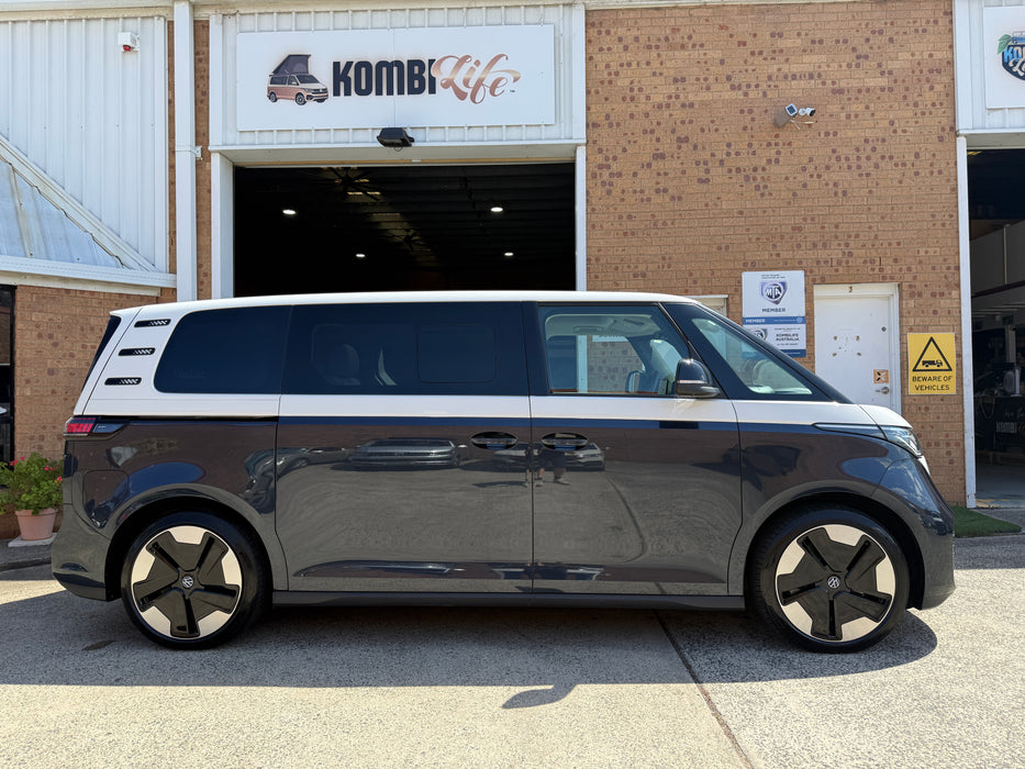 2025 VOLKSWAGEN ID BUZZ PRO LWB CANDY WHITE/STARLIGHT BLUE METALLIC