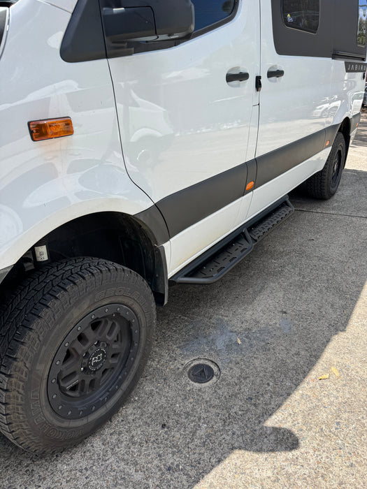 Side Steps - Midline - Mercedes Sprinter (2006+) - MWB and LWB