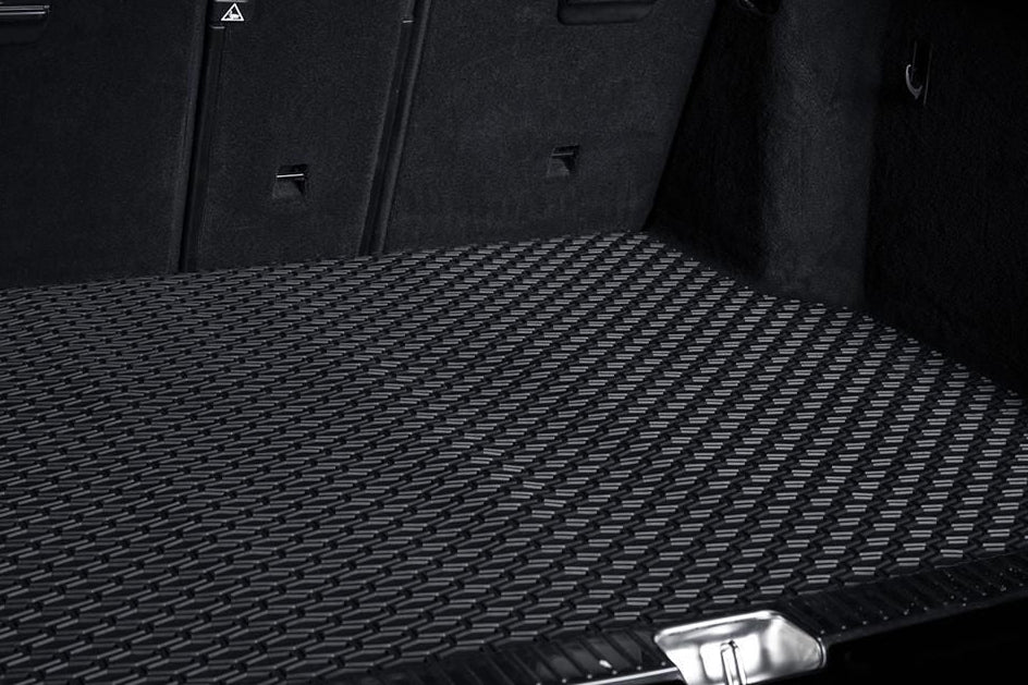 KombiLife All-Weather Rubber Boot Liner For Ford Tourneo 2023+ (8 Seater)