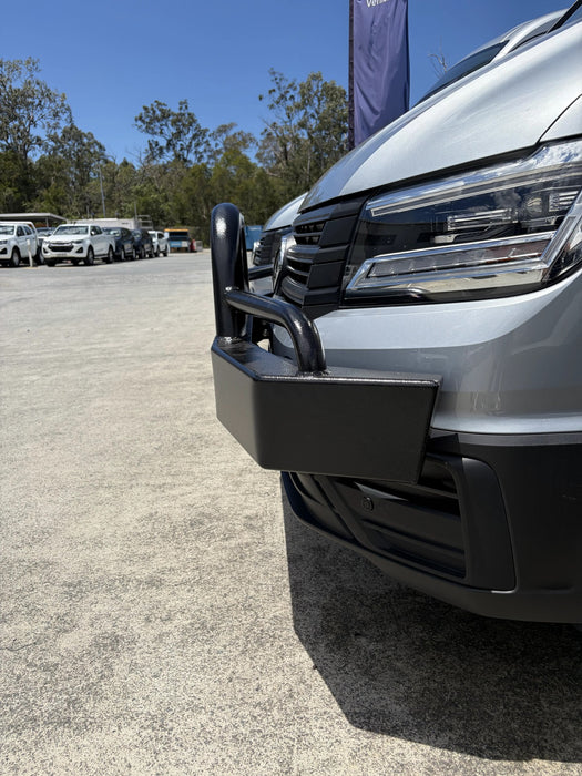 Black bullbar end and side loop on VW Crafter 2024+