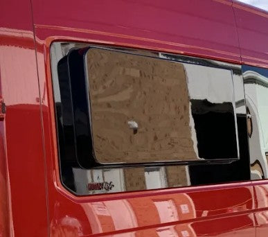 VW Crafter Side Flare (Pod) - MWB - Right Side Rear (Hi or Low Roof)