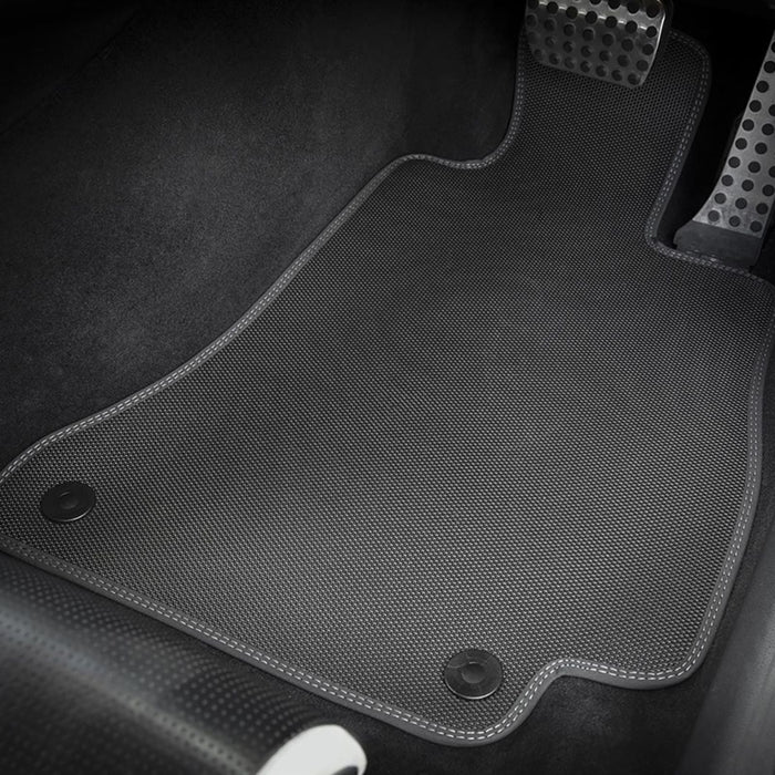 KombiLife Executive Rubber Floor Mats For VW ID. Buzz LWB (7 Seater) – Fronts Only