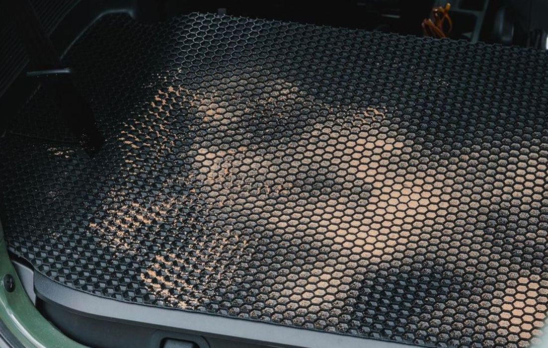 KombiLife Heavy-Duty Rubber Boot Liner For VW T7 Multivan