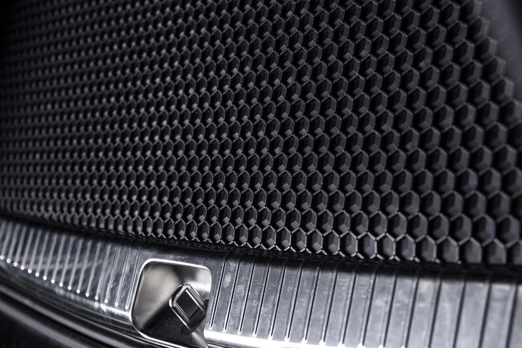 KombiLife Heavy-Duty Rubber Boot Liner For VW T7 Multivan