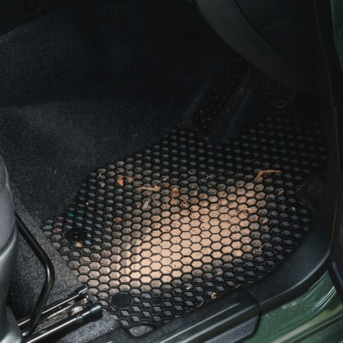 KombiLife Heavy–Duty Rubber Floor Mats For ID Buzz SWB (5 Seater) – Full Set