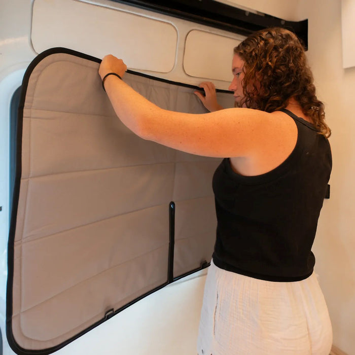 Living in a Bubble Iveco Daily 2015+ Thermomats – Sliding Door Window