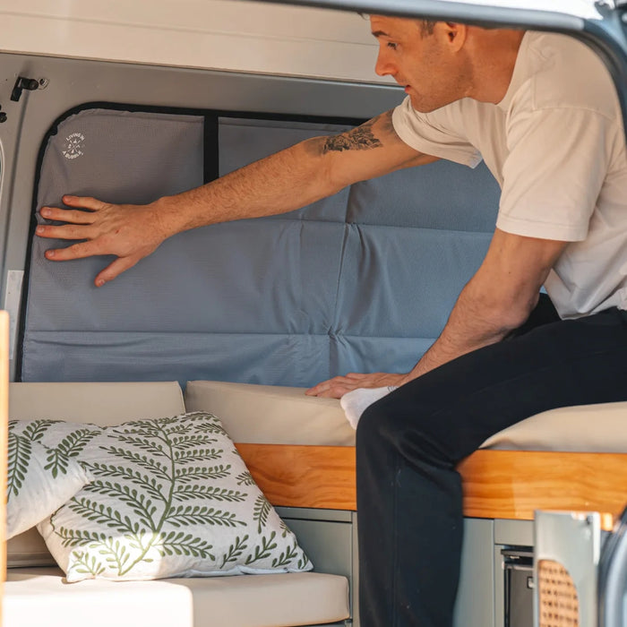 Living in a Bubble Toyota Hiace H200 Thermomat – Left Rear Side