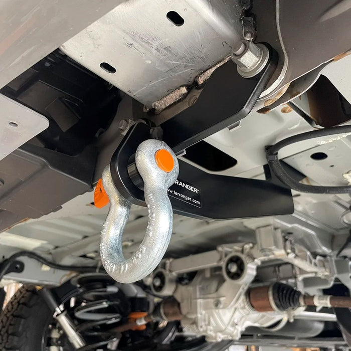 Rear Recovery Towing Eyes with Ω-Shackles – VW T7 Transporter / Ford Transit Custom V710 / Ford Tourneo 2023+ (With Counter Plates)