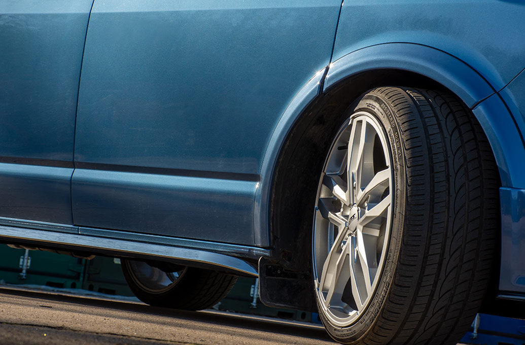 VW T6/T6.1 – Angled Trapezoid Sportline Style Sidebars – SWB Polished SS