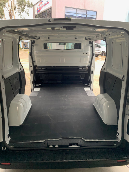 Renault Trafic X82 (Short Wheel Base) - Rubber mat