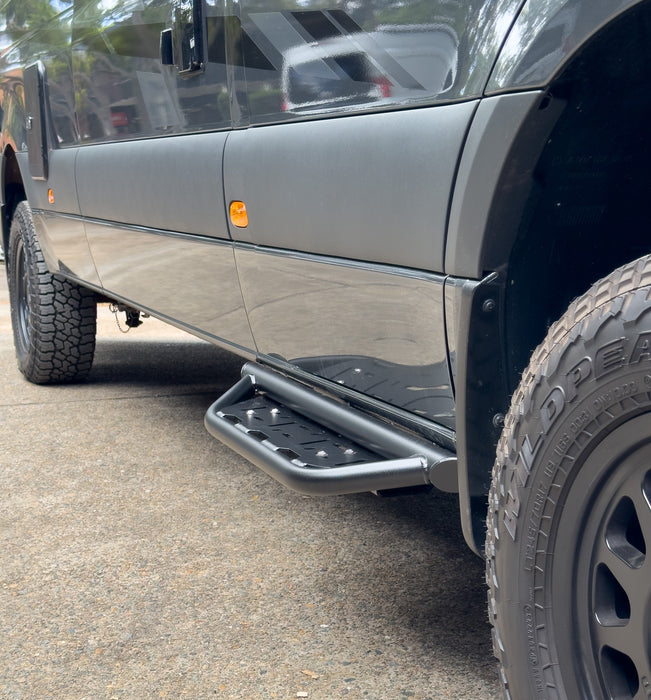 Side Step - Driver Short, Passenger Full (MWB/LWB)
