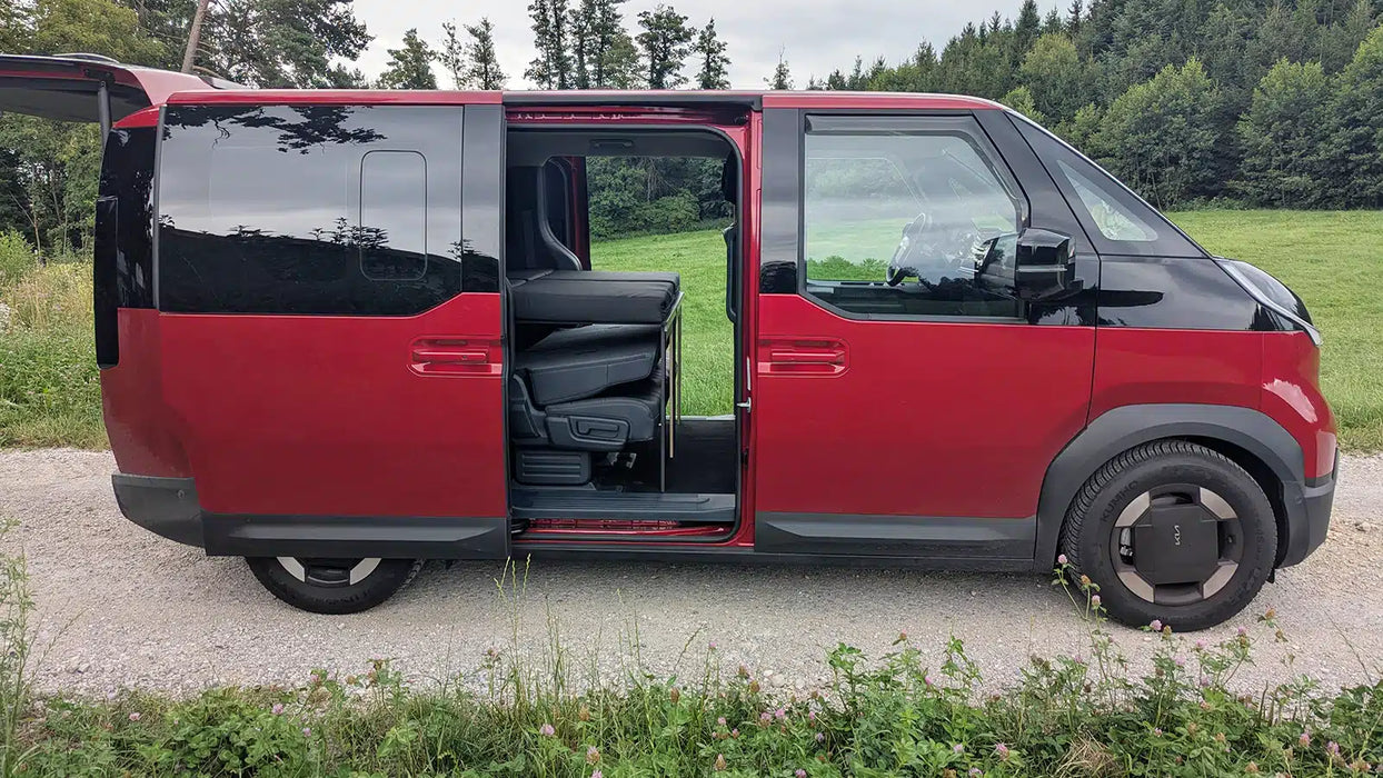 VanEssa Surfer Bed Split - Kia PV5 Passenger as camper