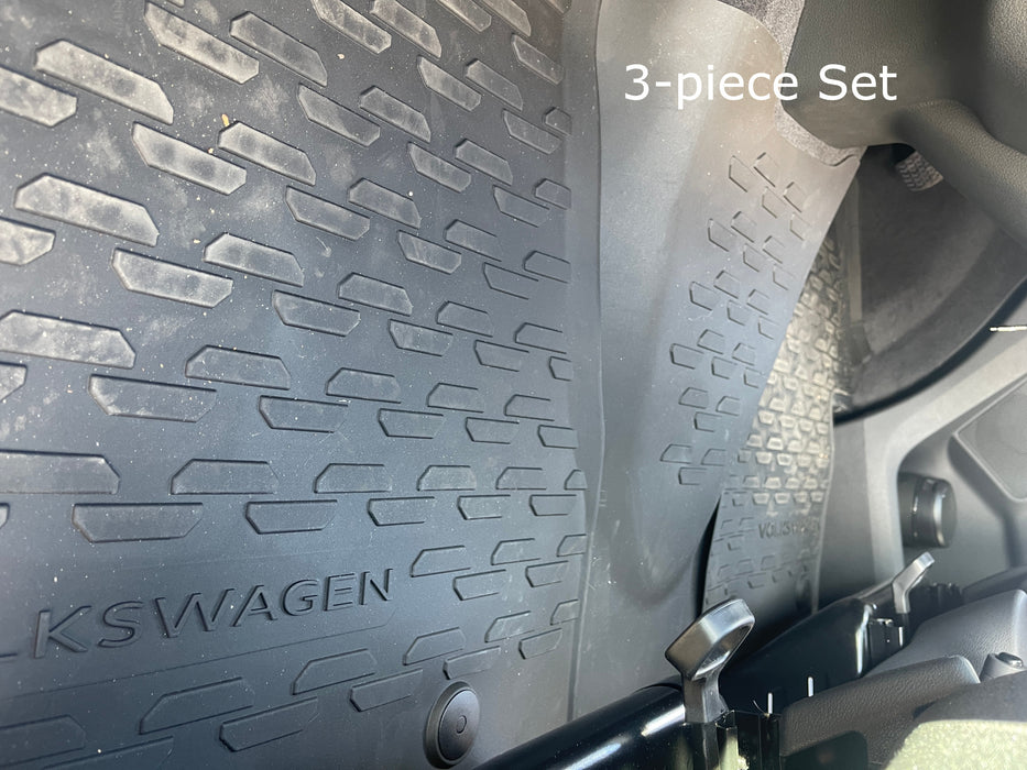 Volkswagen Transporter T6.1 Sportline: We Never Realize A Van Could Look So Sporty Volkswagen Transporter T6.1 Sportline: We Never Realize A Van Could Look So Sporty