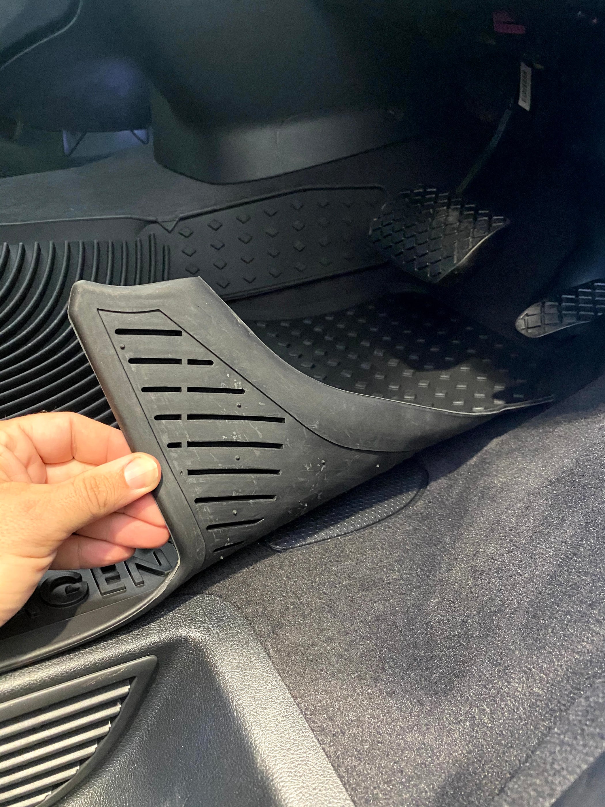 Rubber Floor Mats (Genuine) for VW Multivan / California / Caravelle T6