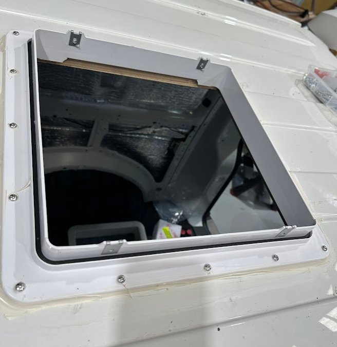 Premium Roof Hatch with Thermostat, Power Lift, Rain Sensor and Remote